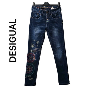 Desigual Y2K Embroidered Jeans Unique Design Size 24